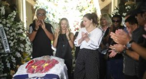 Corpo de Wagner Montes é cremado no Rio de Janeiro