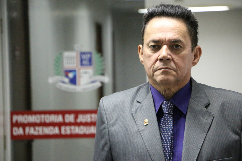 Prefeito de Atalaia decreta luto oficial de três dias pela morte do promotor Sostenes Gaia