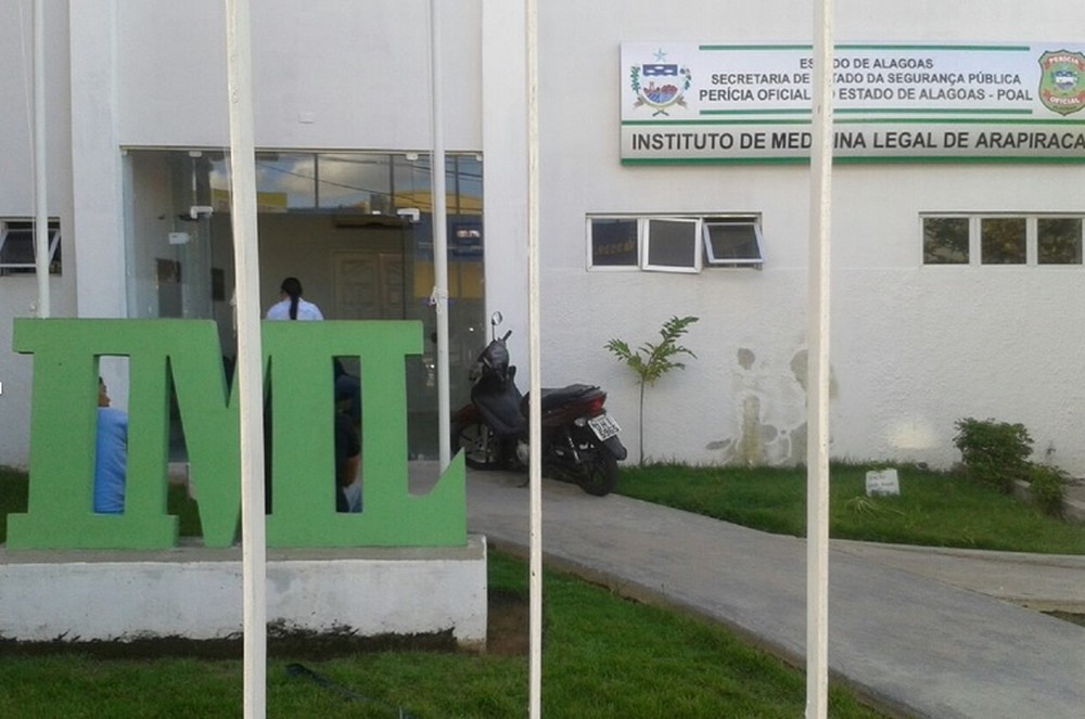 Jovem é morta com tiros na cabeça em Arapiraca, Alagoas