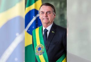 Jair Bolsonaro divulga foto oficial como presidente nas redes sociais