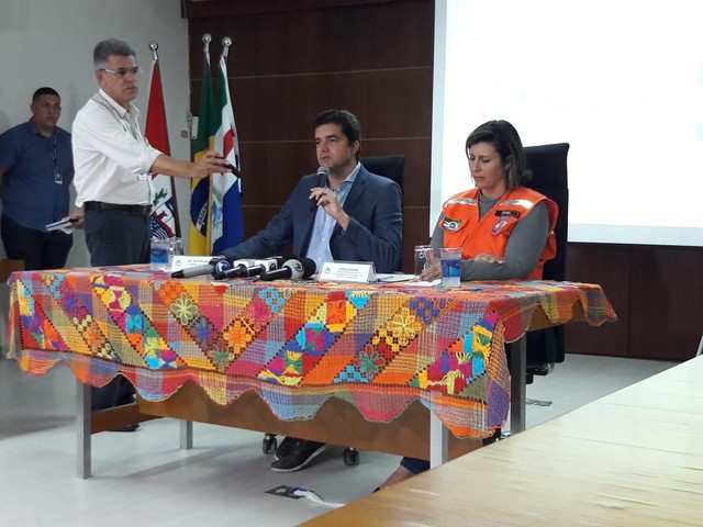 Prefeito de Maceió cobra do governo federal laudo sobre causas de rachaduras no Pinheiro