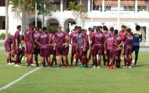 Atletas são levados para hospital após incêndio em alojamento