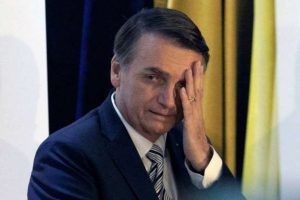 Crise de candidatos laranja se agrava, fecha cerco a PSL e complica Bolsonaro