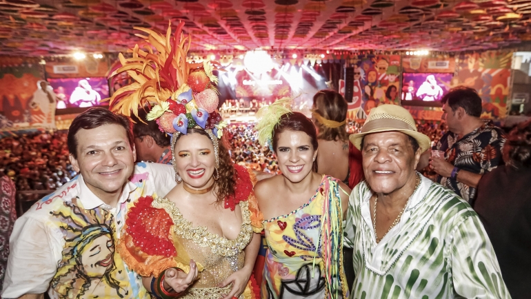 Baile Municipal do Recife reafirma tradição da mistura de ritmos e cores no Carnaval do Recife