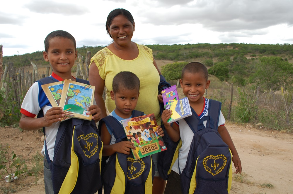 Campanha em prol da educação beneficiará crianças em Batalha e Maceió
