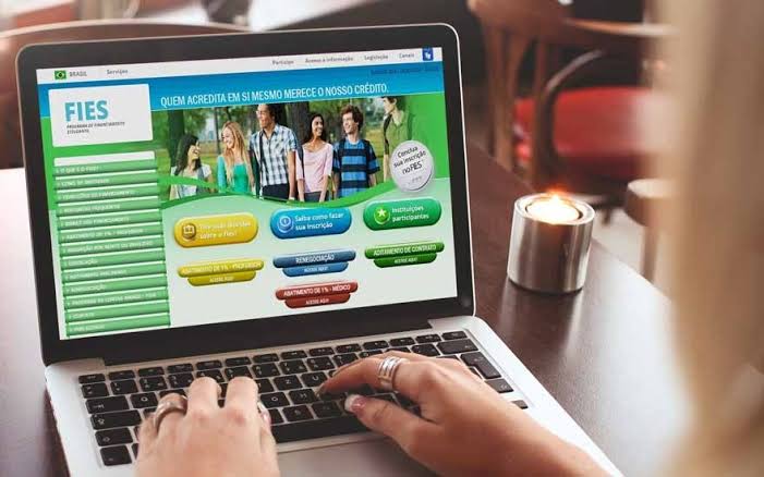 Inscrições para o Fies têm início a partir de hoje e prosseguem até dia 14