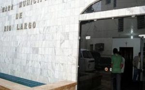 MP pede bloqueio de bens de atual e ex-presidente da Câmara de vereadores