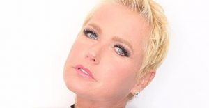 Xuxa Meneghel desabafa sobre perda de seu companheiro de 11 anos: ”O que eu faço sem você?”