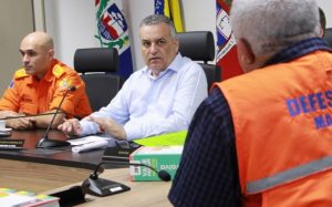 Força-tarefa recomenda evacuação total da área vermelha