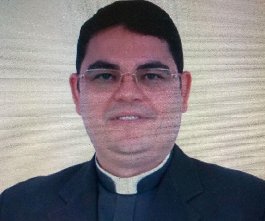 Homem que tentou matar padre em Santana do Ipanema vai a júri