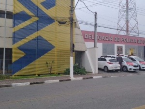 Tentativa de roubo a bancos termina com oito mortos em SP