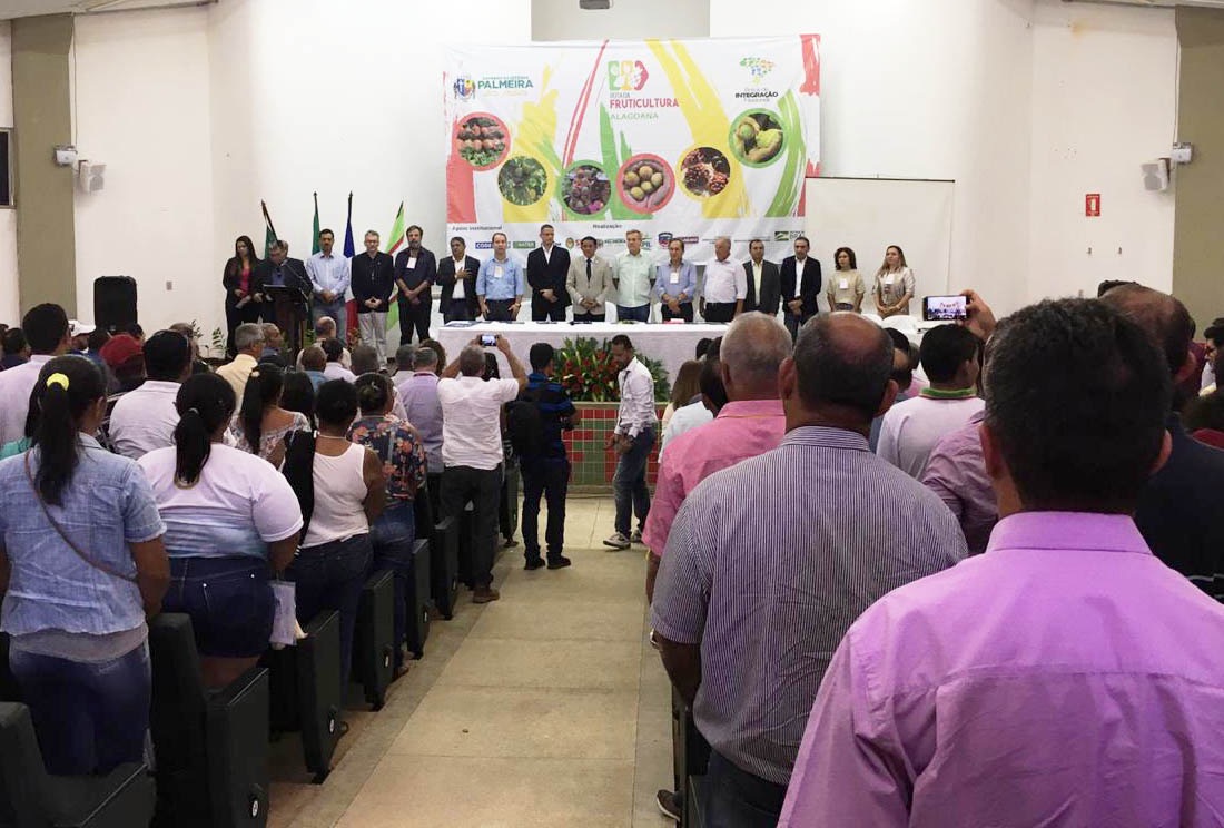 Codevasf apresenta potencial do mercado de fruticultura em evento do Ministério do Desenvolvimento Regional em Alagoas