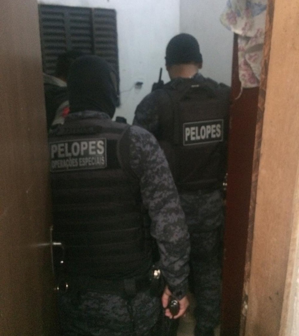 Mulher suspeita de torturar e beber sangue da vítima é presa no interior de Alagoas