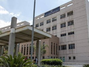 No útero da mãe, bebê é baleado na cabeça na zona norte do Rio