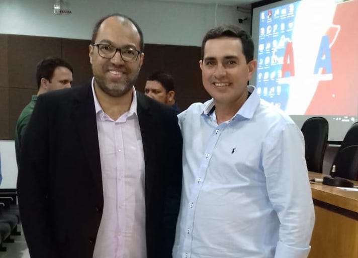 Gestores de Minador do Negrão participam de reunião sobre implantação de agência do INSS