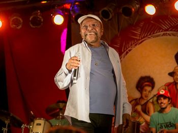 Martinho da Vila traz show ‘Bandeira da Fé’ para Maceió