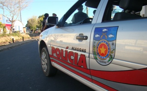 Criminosos invadem residência e roubam carro e pertences, no Agreste