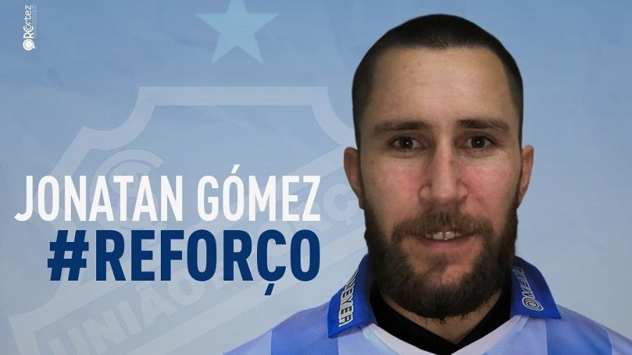 CSA confirma empréstimo de meia argentino que estava no São Paulo