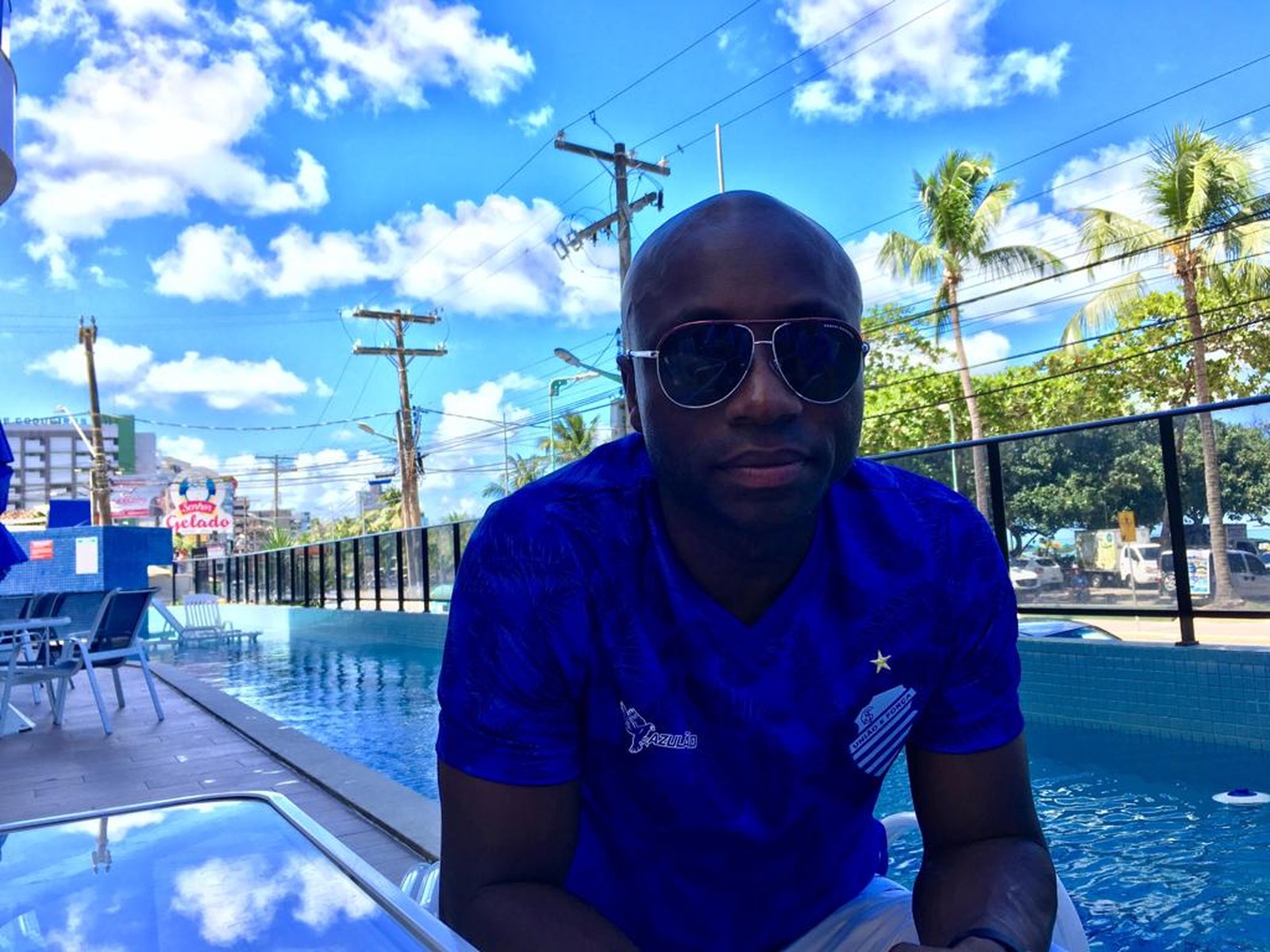 Após ‘cair na balada’ Armero é dispensado pelo CSA; Maidana e Escobar são multados