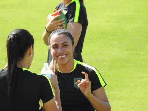 Copa na França: presença de Marta ainda não é certa no jogo de estreia