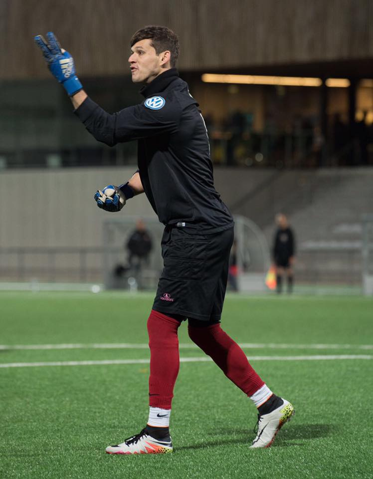 Jogador palmeirense faz sucesso em Portugal e deseja contribuir na realização do sonho de conterrâneos