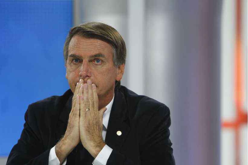 ‘Já chorei pra caramba’, diz Bolsonaro sobre cinco meses de governo