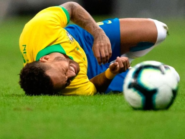 Após polêmicas, Neymar tem queda em valor de mercado de R$ 400 milhões