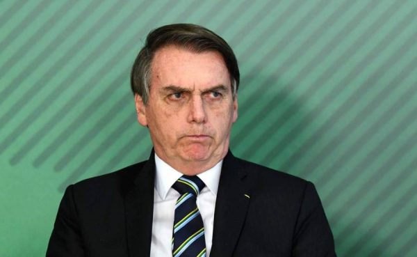 Ao chegar ao Japão, Bolsonaro diz que não aceitará ser advertido no G20