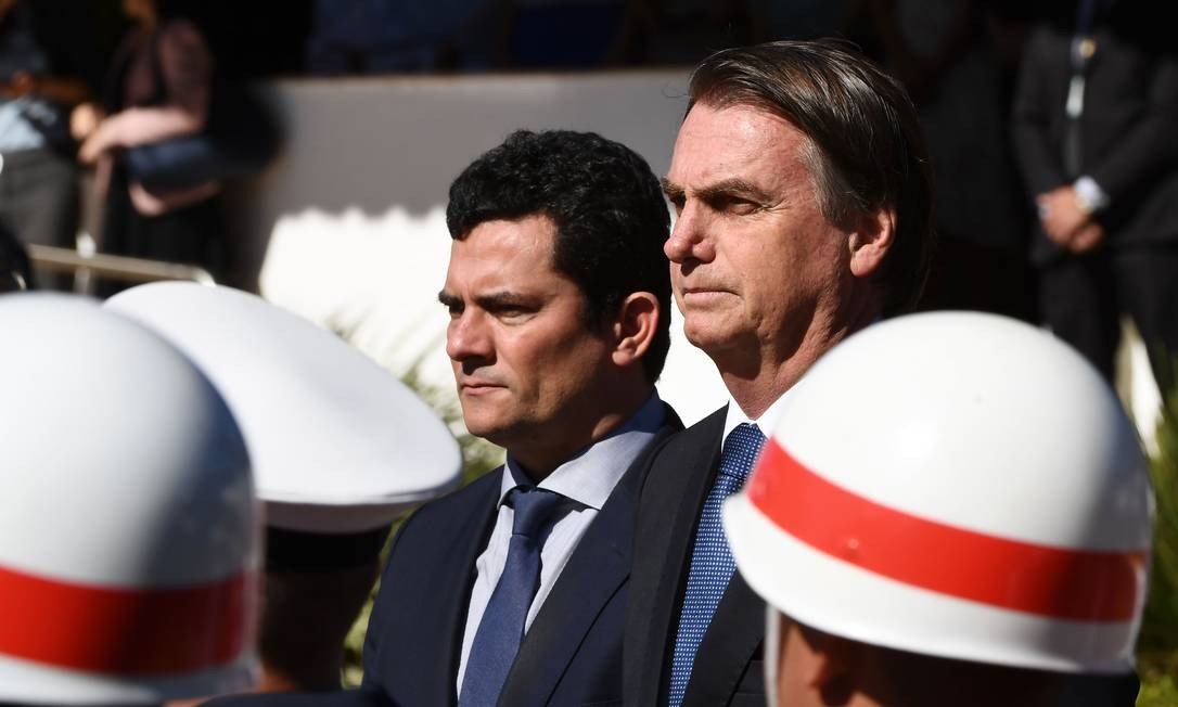 Após vazamento de diálogos de Moro, Bolsonaro e integrantes do Executivo usarão celulares criptografados da Abin