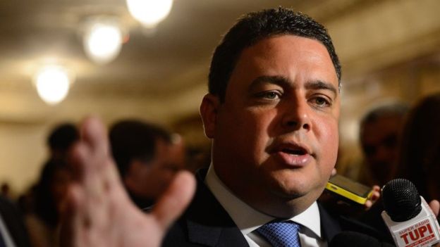 Bolsonaro pode ter cometido ‘lista de crimes’ ao falar de meu pai, diz presidente da OAB