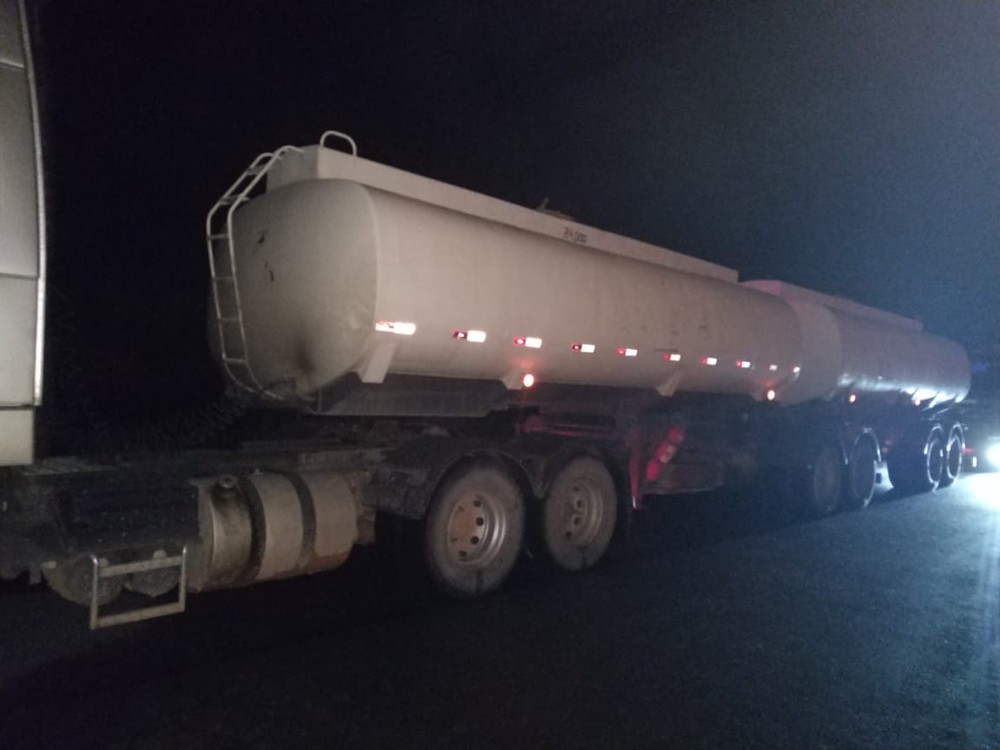 Caminhões-tanque com chorume são apreendidos por descarte irregular de resíduos em Maceió