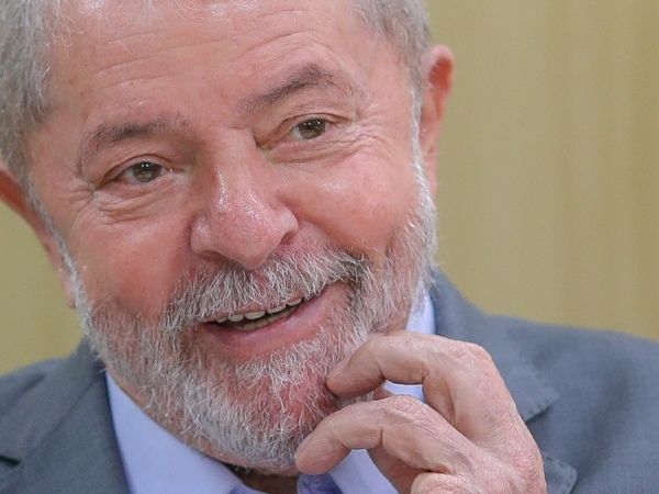 Lula é absolvido em processo de contratos em Angola com Odebrecht