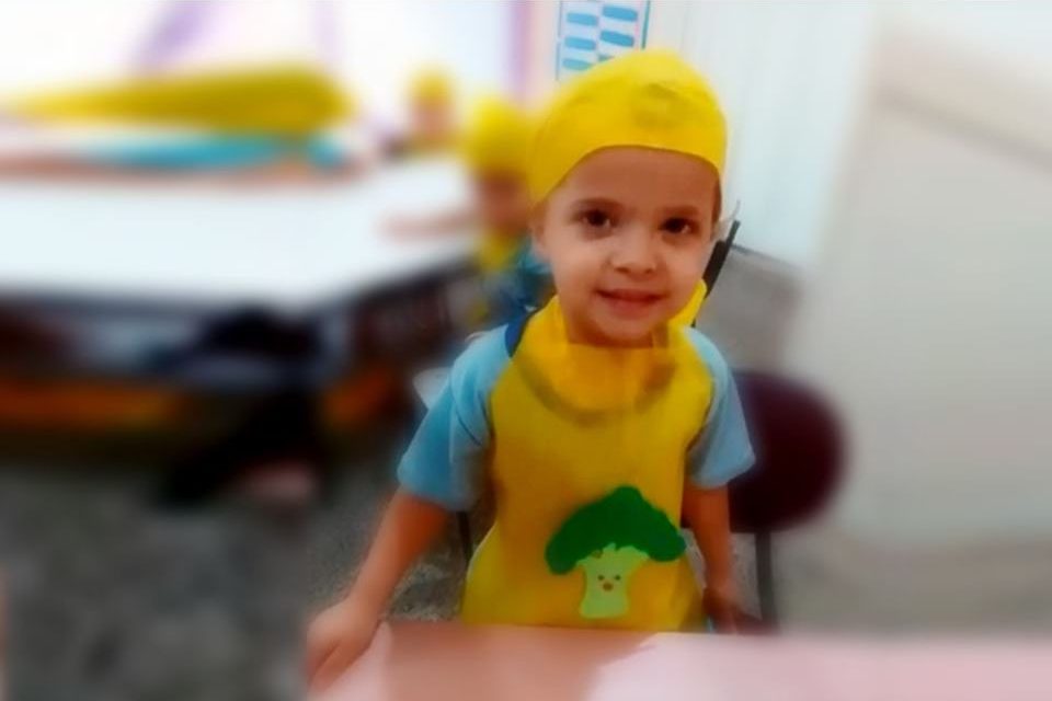 Menino de 4 anos morre após ser picado por escorpião