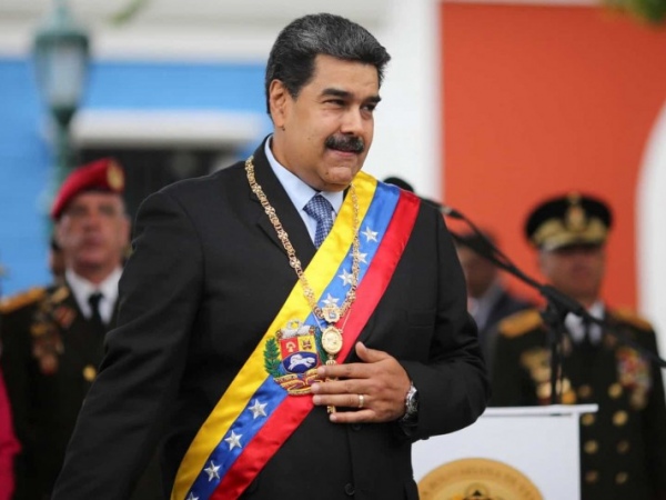 Governo decide barrar entrada de funcionários venezuelanos no Brasil