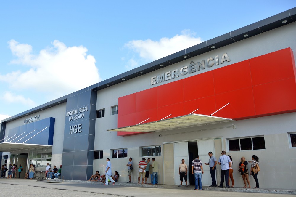 Homem é queimado e esfaqueado em tentativa de homicídio em Coruripe, AL