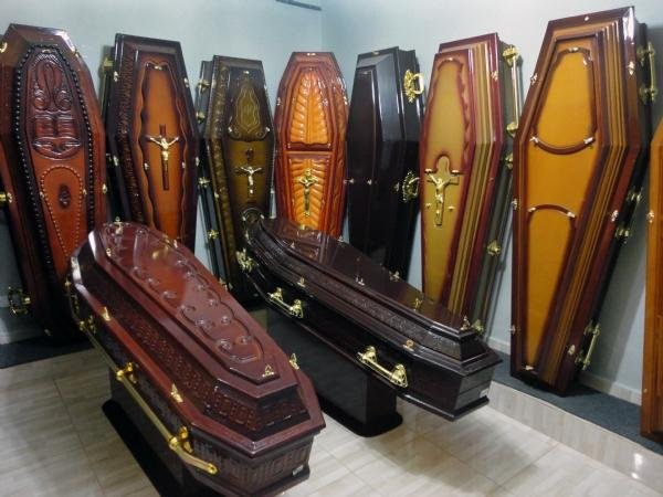 Olho Vivo: Prefeitura da Estrela de Alagoas pode gastar mais de R$ 1,5 milhão com translados e caixões