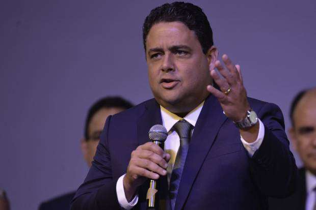 Felipe Santa Cruz vai ao STF para que Bolsonaro explique declarações