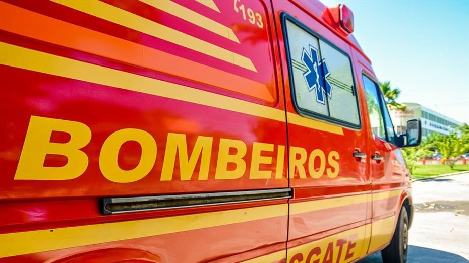 Criança de 10 anos cai em fossa sem água e é resgatada pelos bombeiros
