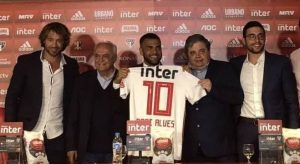 Daniel Alves: ‘O São Paulo contratou torcedor e não vai se arrepender’