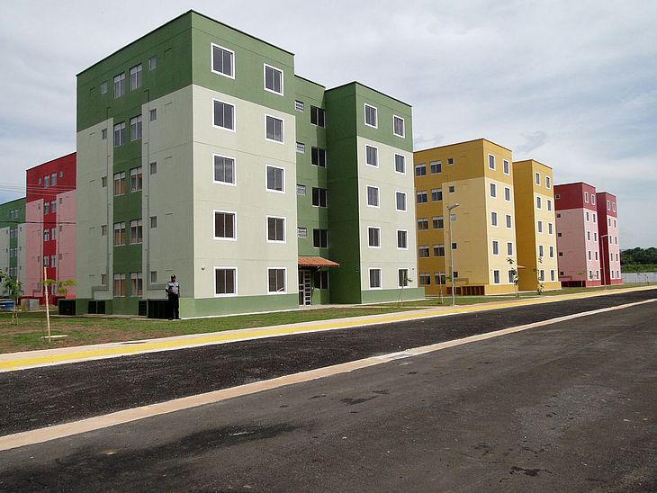 STF decide que atraso em entrega de imóvel obriga pagamento de aluguel a mutuário