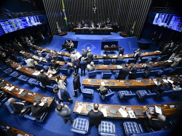 Comissão do Senado aprova texto-base da reforma da Previdência