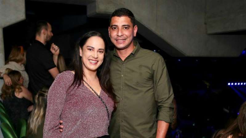 Silvia Abravanel está namorando com seu segurança