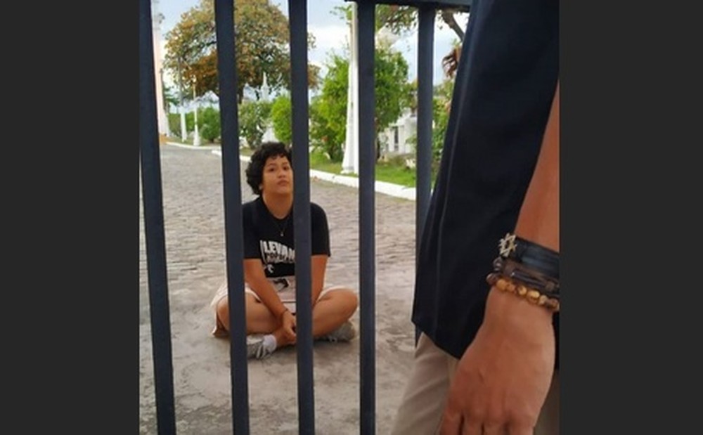 Estudante fica presa por duas horas em cemitério no Trapiche, em Maceió