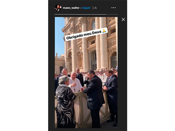 Mano Walter e Débora Silva recebem benção do Papa Francisco em viagem a Roma: Veja vídeo