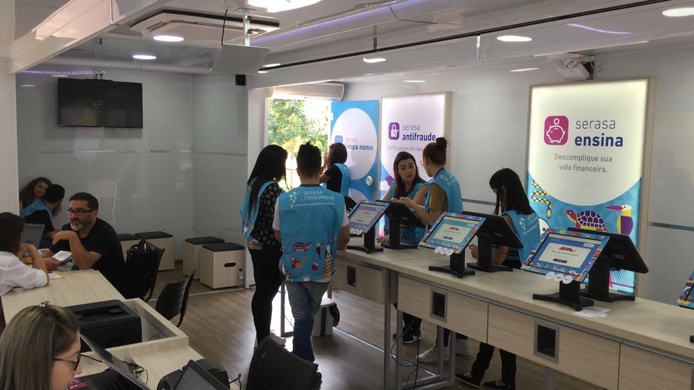 Caminhão itinerante da Serasa chega a Maceió e oferece renegociação de dívidas