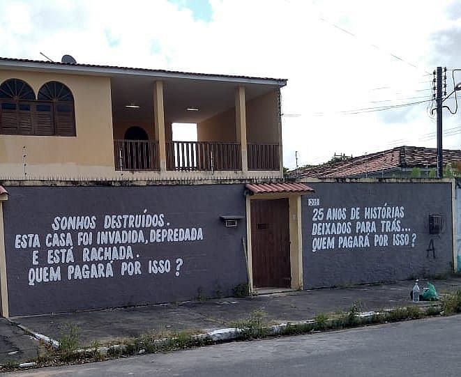 Moradora do Pinheiro pinta os muros da casa para protestar: ‘Quem pagará por isso?’