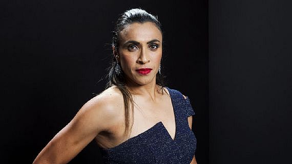 Agência de Felipe Neto escolhe Marta para ser nova estrela em canal na web