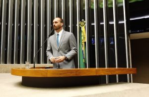 Eduardo Bolsonaro é o novo líder do PSL na Câmara