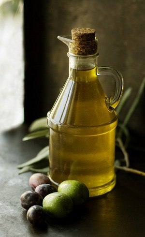 Veja a lista das 33 marcas de azeite com a venda proibida pelo governo