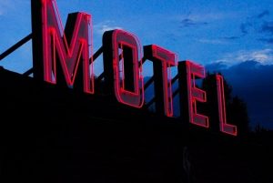 Juiz vai a motel em horário de expediente e é ‘denunciado’ pela esposa ao CNJ